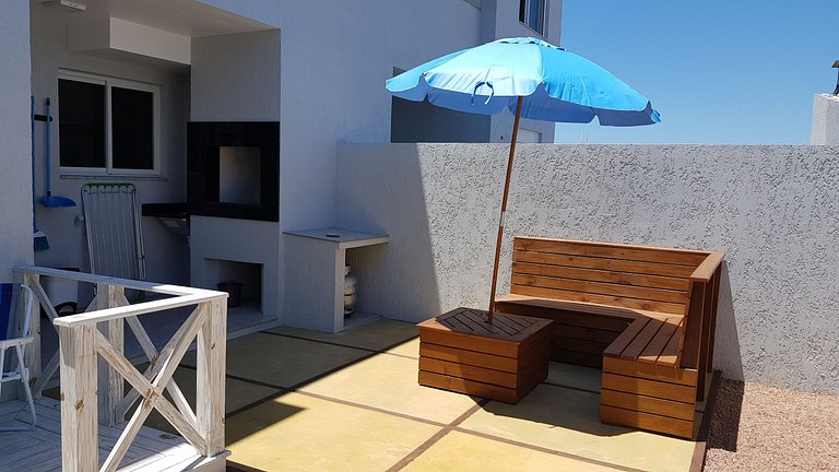 No Atlantida Park Residence - Apartamento térreo com suite e