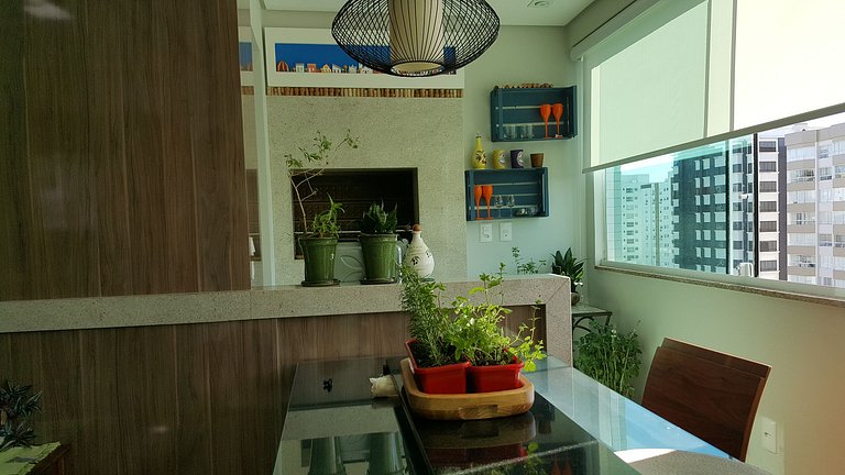 Em Capao da Canoa - Apartamento de morador, piscina e próxim
