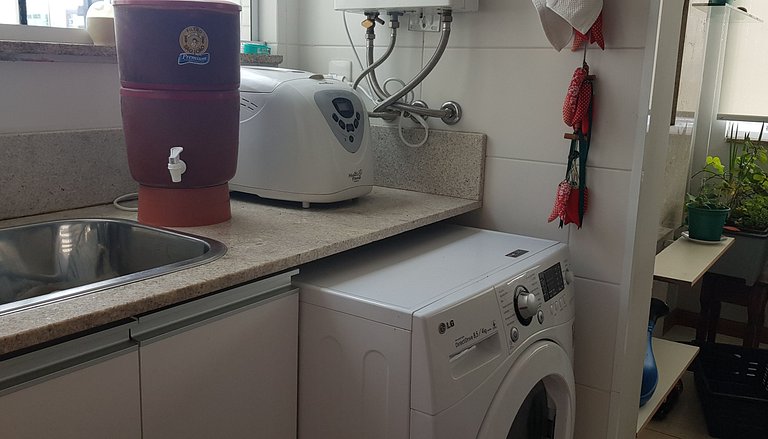 Em Capao da Canoa - Apartamento de morador, piscina e próxim