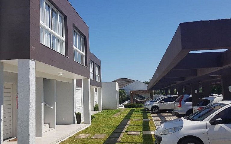 No Atlantida Park Residence - Apartamento térreo com suite e