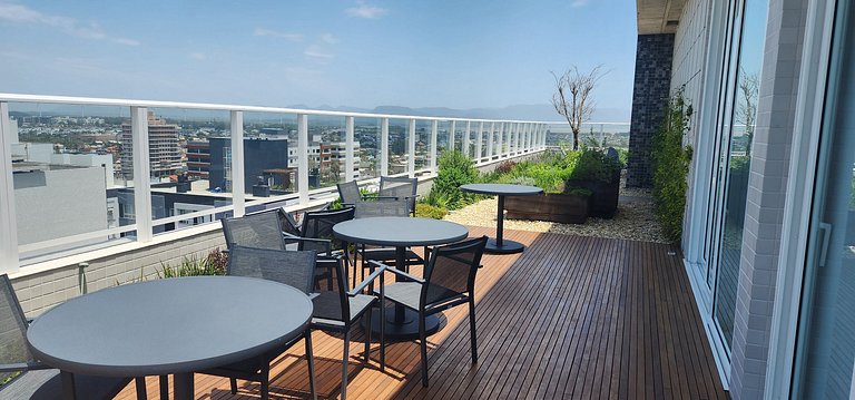 Apê do Sonho com Rooftop Piscina Vista Serra e Mar