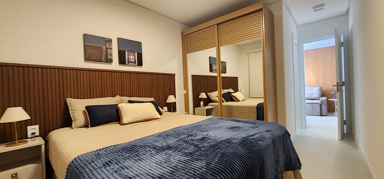 Dream Apartment-Rooftop, Pool, Mountain & Sea View